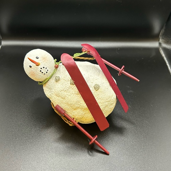 Skiing Snowmen Figures - Picture 3 of 13